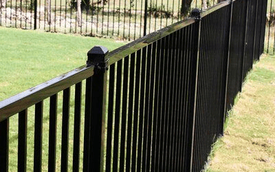 Iron Fence Options for Durable and Elegant Security