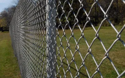 How to Select the Right Fence Supply Store for Your Needs